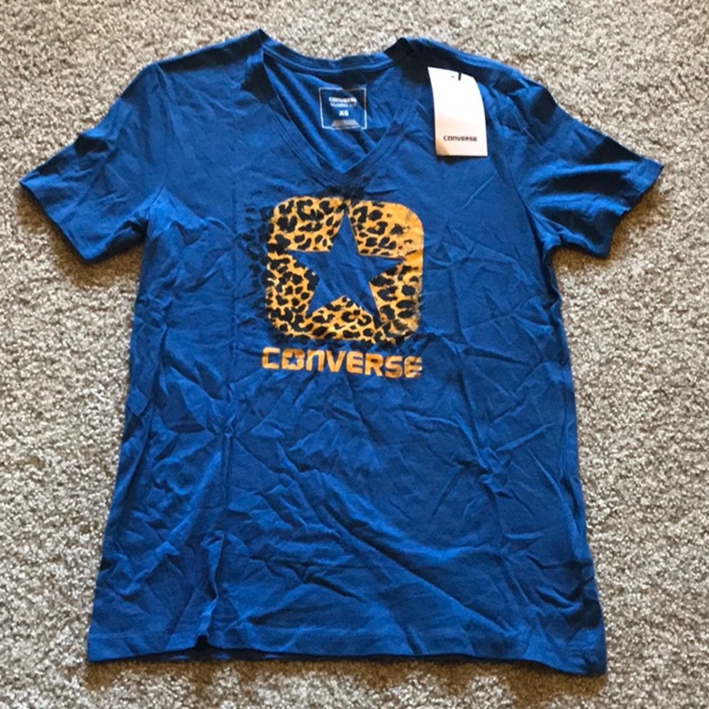 CONVERSE Cheetah Print Box Star Classic Fit V Neck